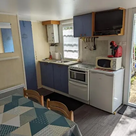 Campsite Seaside Campground: Beachside Comfort With Bikes *